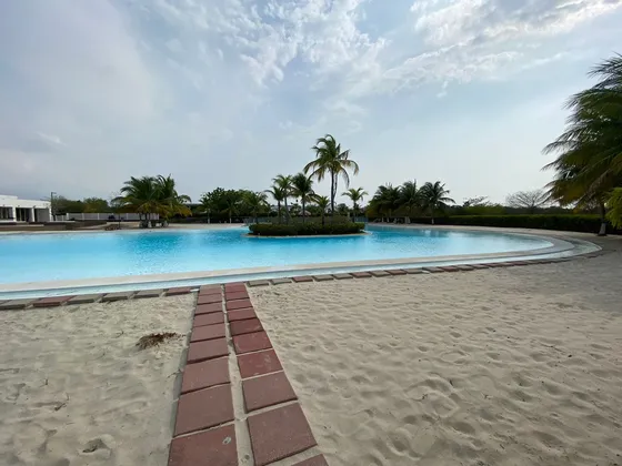 Deleitate Con La Espectacular Vista De Este Apartamento Cod. 42914