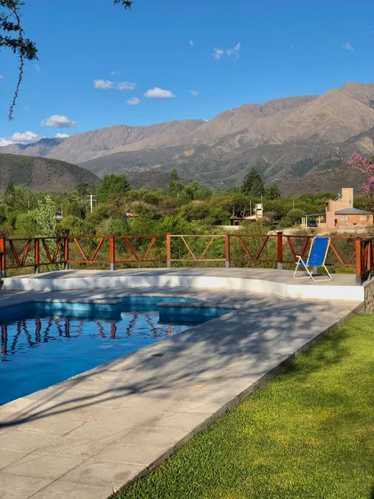 Temporada 2025 - Casa De Campo En Villa De Las Rosas - 5 Personas