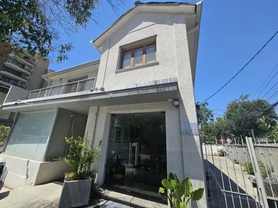 Oficina En Arriendo En Providencia / Bilbao