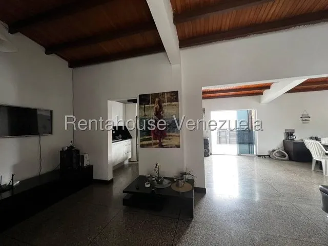 Daniela Linarez Vende Casas Bella Fresca Comoda Y Segura En Urbanismo Privado En Cabudare Con Amplios Espacios Bellas Areas Comunes Y Doble Seguridad!                                                  