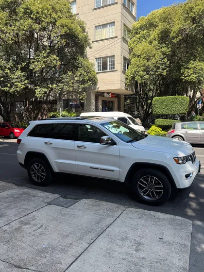 Jeep Grand Cherokee 3.6 Limited 4x4 At