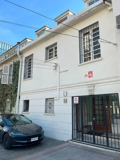 Oficina En Excelente Ubicación En Providencia