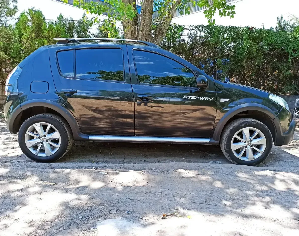 Renault Sandero Stepway 1.6 Confort 105cv