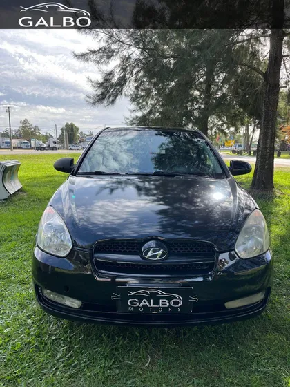 Hyundai Accent -