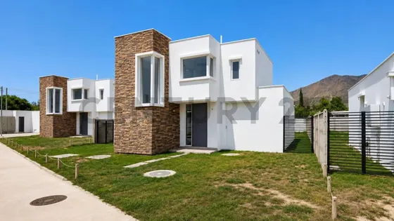 Se Venden Exclusivas Casas En Linderos - Alto Jahuel