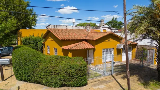Venta De Casa 4 Ambientes En Haedo Sur
