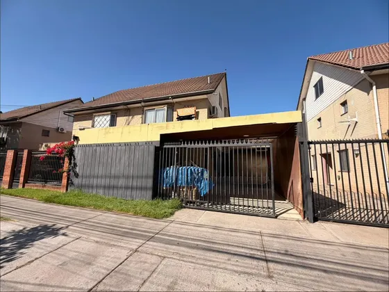 Casa En Los Altos De Quilicura Cercana A Metro Ferrocarril