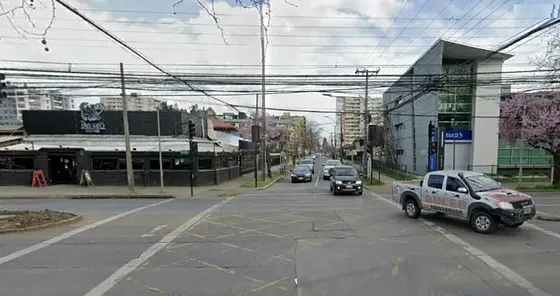 Tu Negocio En Pleno Eje Comercial De Av Alemania & Phillippi