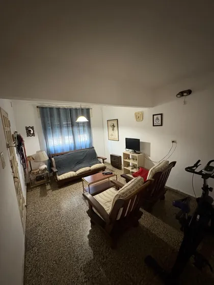 Casa De 3 Dormitorios En B Los Naranjos Patio Con Asador Y Escritura