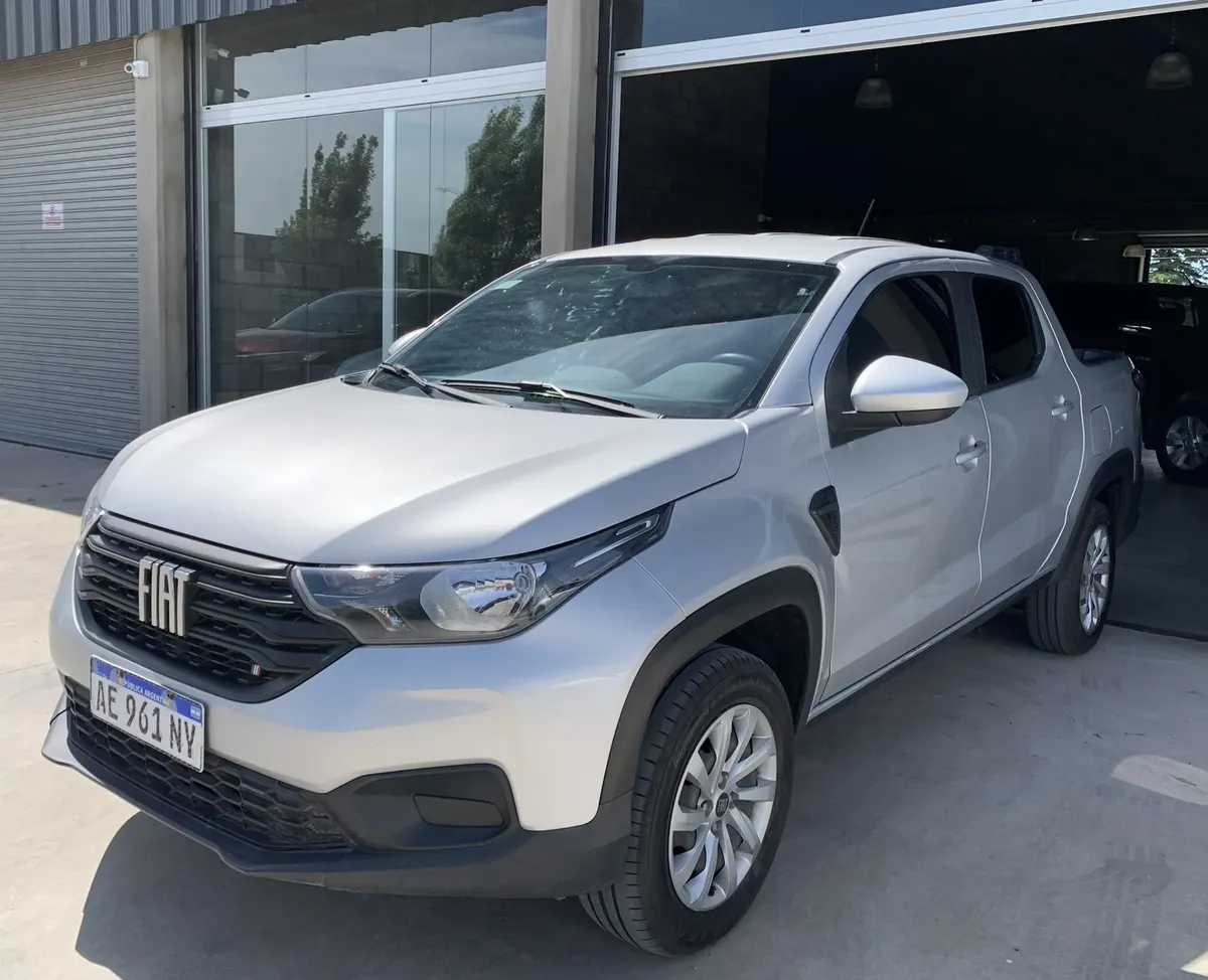 Fiat Strada 1.4 8v Freedom Cd5656031281132441613