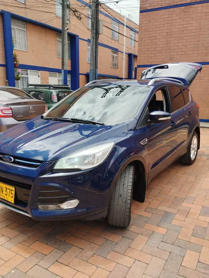 Ford Escape 2.0 Titanium