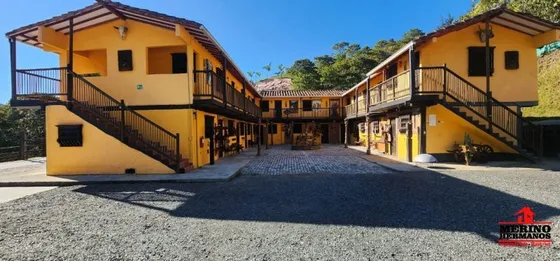 Hotel En Venta En El Peñol. Cod V5949
