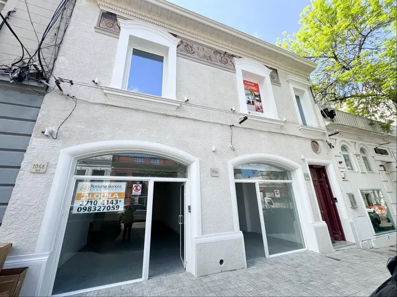 Alquiler De Propiedad A Estrenar Ideal Para Empresas, Consultorios U Oficinas Sobre La Calle Pablo De María, En Su Mejor Ubicación.