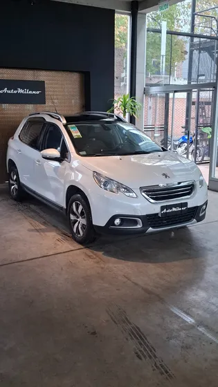 Peugeot 2008 1.6 Feline