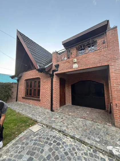 Venta Casa 5amb Rafael Calzada