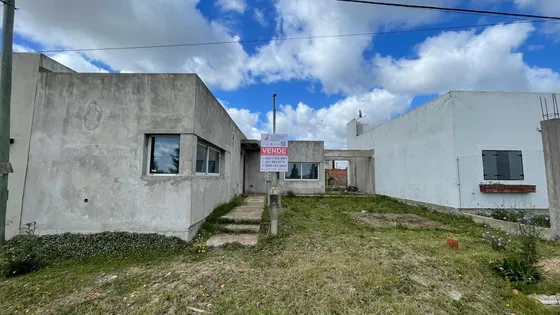 Casa A Terminar En Nueva Hermosura