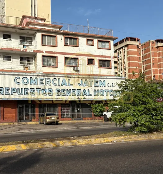 Sev-049 Zona Norte Edificio Repuestos Jatem Avenida Delicias