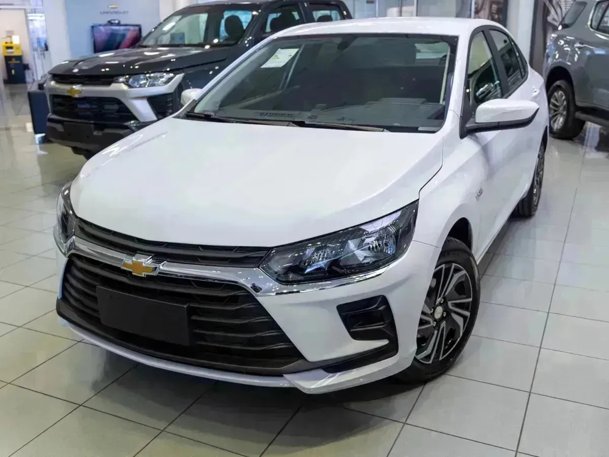 Chevrolet Onix plus 1.0 Lt