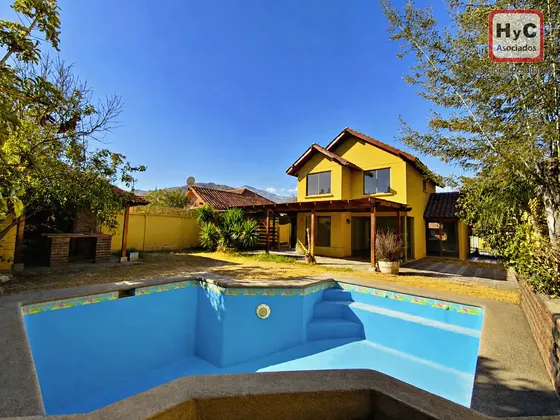 Bella Casa En Venta