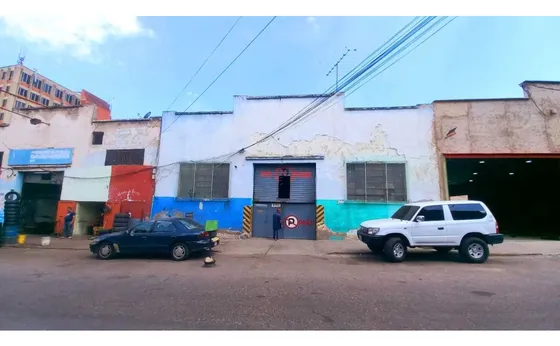 Se Vende Galpón 665m2 Catia 5643