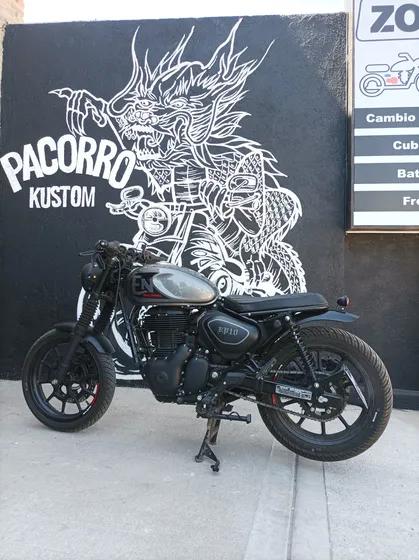 Hunter Impecable Customizada Con 1000km Lista Para Transferi