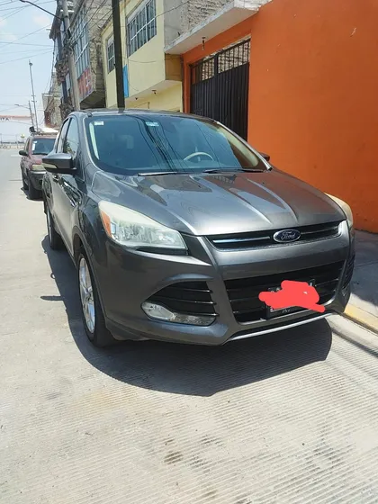 Ford Escape 2.5 Se Plus Piel At
