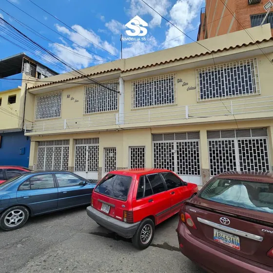 Se Alquila Local En Cagua, En Pleno Centro