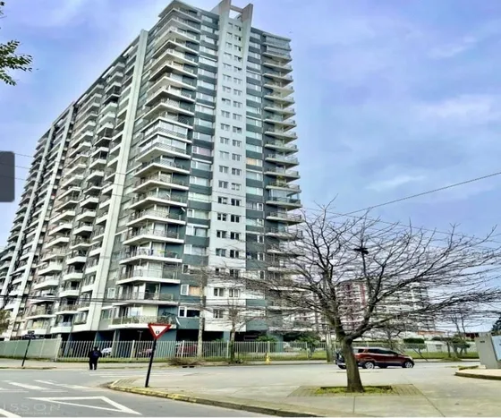 Oportunidad Departamento En Venta De 2 Dorm. En Concepción
