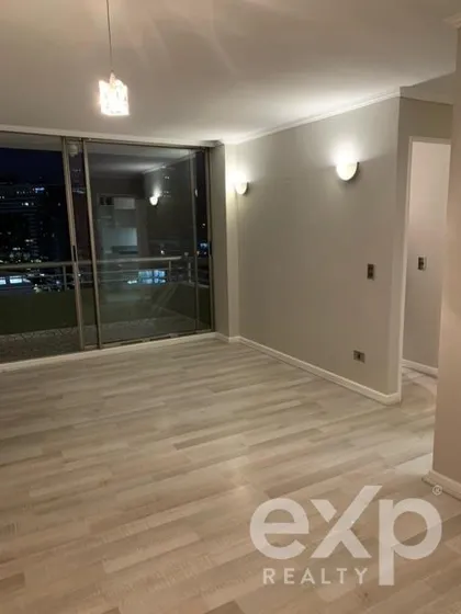 Departamento En Arriendo De 2 Dorm. En Providencia