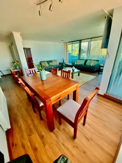 Arriendo Luminoso  Departamento Amoblado Lomas San Andres