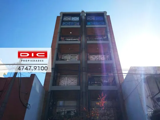 Depto De 1 Amb Dividido En Excelente Ubicación De  San Fernando