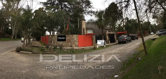 Venta De Casa  En Parque Leloir Ituzaingo