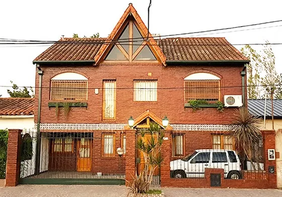 Venta Chalet 5 Ambientes En Ciudad Jardín - Of. 4233