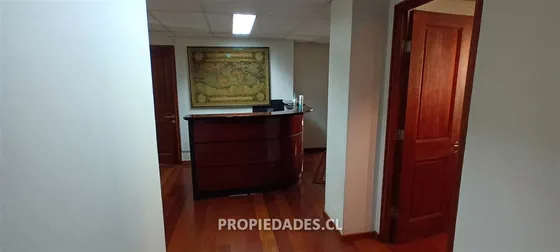 Oficina Amoblada En Venta En Las Condes, Finas Terminaciones