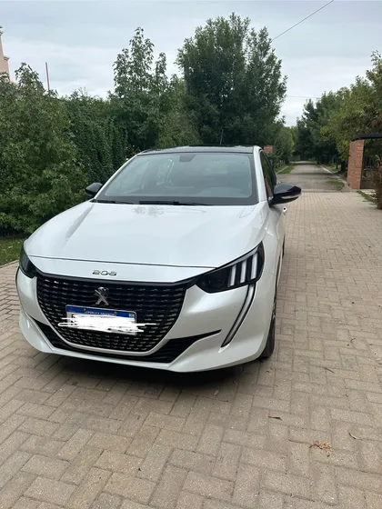 Peugeot 208 1.6 Road Trip
