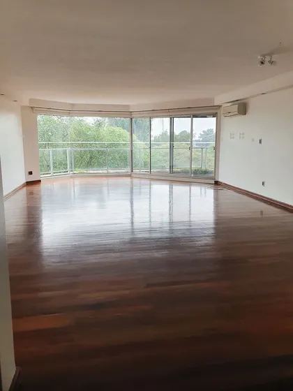 Apartamento 3 Dormitorios Frente Al Golf