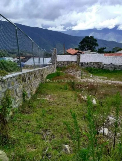 Se Vende Terreno 731,61 M² En El Valle, Mérida.