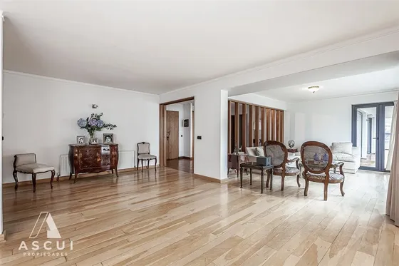 Departamento En Venta De 3 Dorm. En Vitacura
