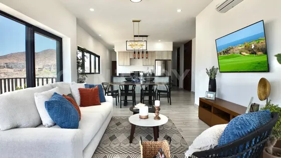 Vive El Estilo De Vida Cabo: Condo De Lujo En Venta En Colorado Hills