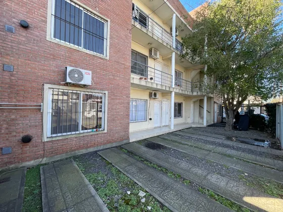 Venta Departamento Morón Con Cochera