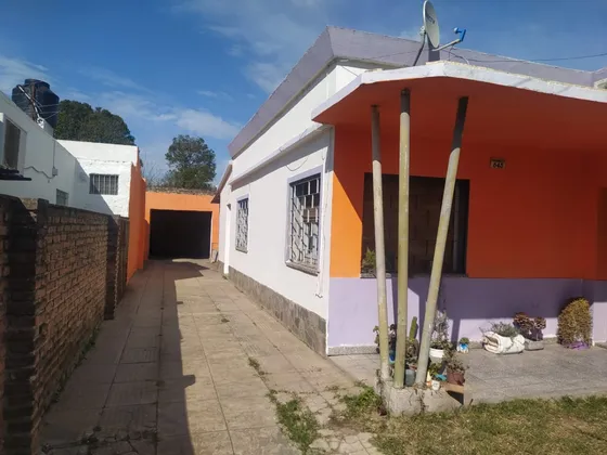 Oportunidad Casa Frente A Ruta En Mariano Acosta Dolares 50.000 Excelente Zona Comercial