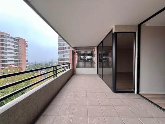 Piso Alto I Luis Carrera I Luminoso Y Moderno I Remodelado
