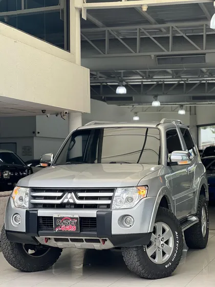 Mitsubishi Montero Limited