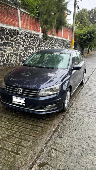 Volkswagen Vento 1.6 Highline Mt