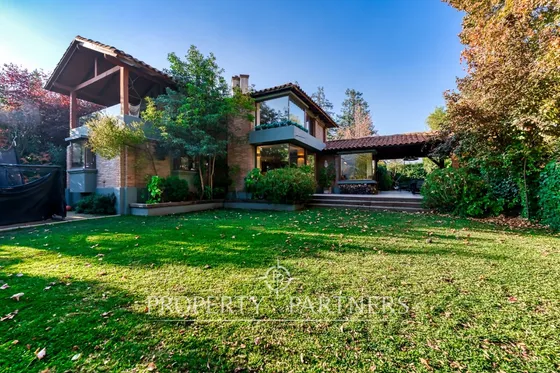 Casa Estilo Chilena Club De Golf Las Lomas Con Sal...