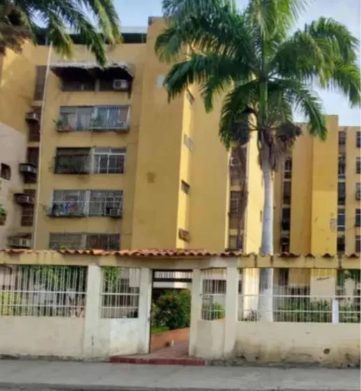 Apartamento Venta Los Chaguaramos Av Juan De Urpin Barcelona