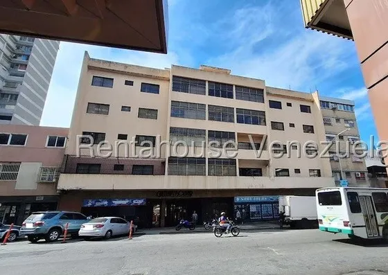 Oficina En Alquiler Sabana Grande 25-21551 