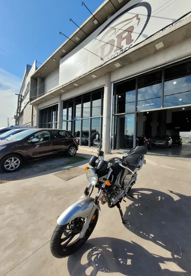 Impecable Yamaha Fazer Ys 250 Año 2010 Con Solo 28.000 Km