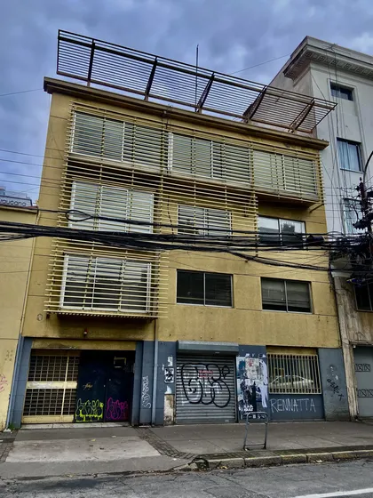 Se Arrienda Amplio Edificio Corporativo