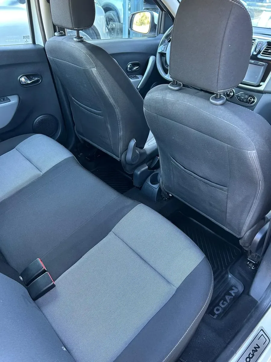 Renault Logan 1.6 Privilege 105cv5658850984945459216